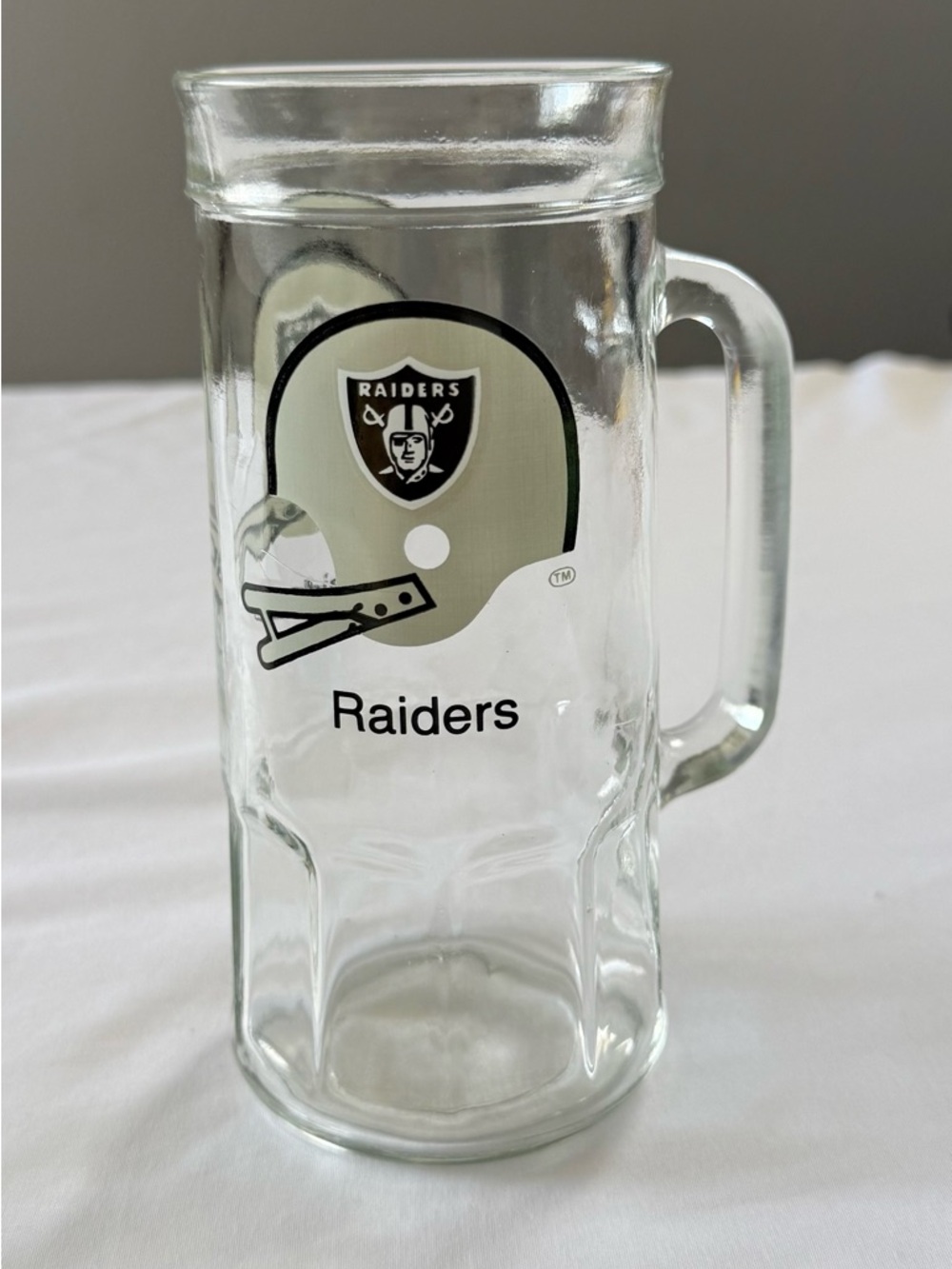 Riders by Lee Clear Glass Beer Mug with Silver and Black Helmet Logo
